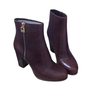 NWT Michael Kors Booties!